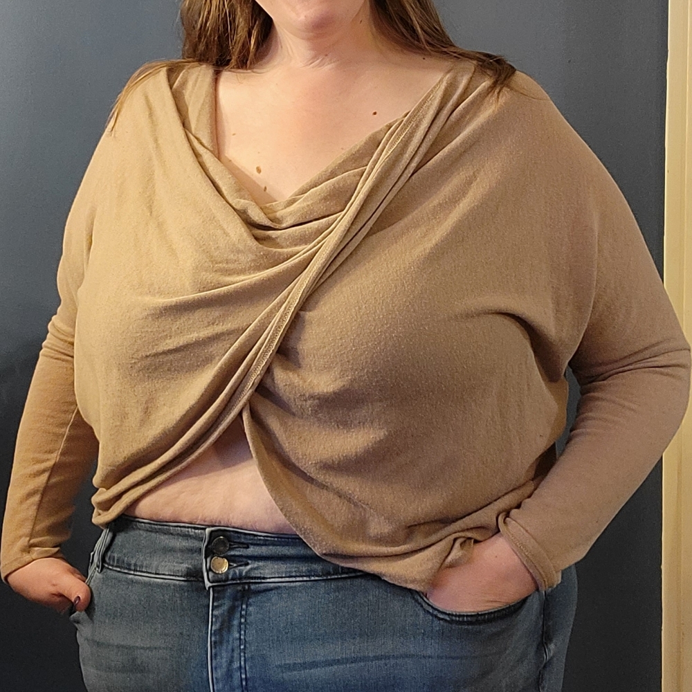 Emerald 1x Cross Body shirt
